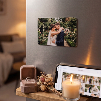 Personalisierter NFC Kühlschrankmagnet – Individuelles Geschenk für Reisen, Hochzeiten, Geburtstage 